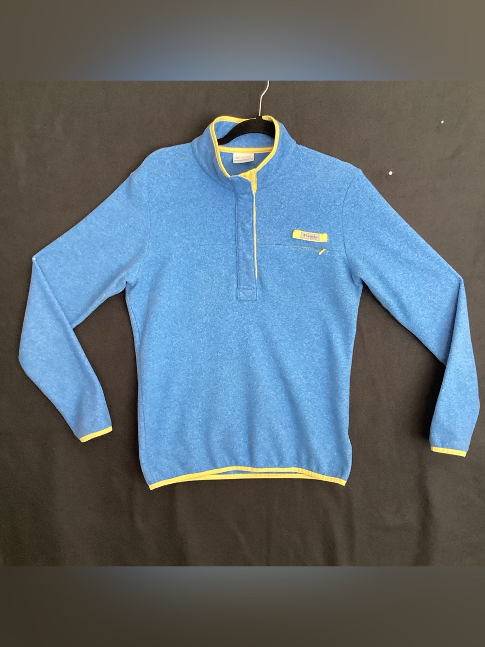 Columbia PFG women’s fleece snap button sweatshirt
